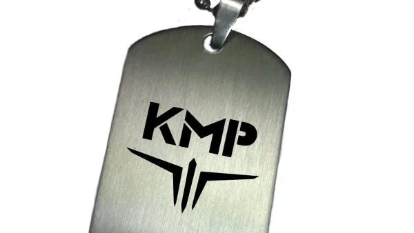 Ταυτότητα Λαιμού/Μπρελόκ Krav Maga Protection KMP® με χάραξη Laser Ταυτότητα Λαιμού/Μπρελόκ Krav Maga Protection KMP® με χάραξη Laser