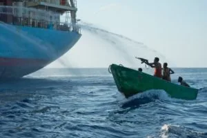 peirates somalia 550x366 1 300x200 1