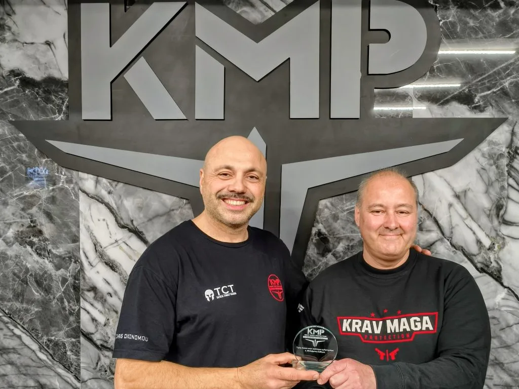 Βραβεύτηκε ο μέντορας και εξπέρ σε θέματα ασφαλείας κ. Μπλιάμπτης Ευθύμιος 1 IMG 20251103 193447166 HDR 2